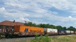 BNSF 239619 (5 Section Well Car Altogther)